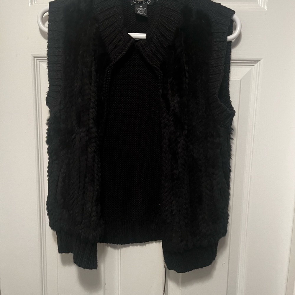 Chic Black Textured Sweater Vest